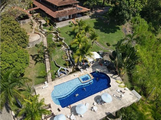 Rustico o casale a La Pintada, Departamento de Antioquia