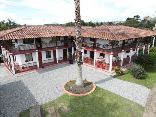 Gutshaus oder Landhaus in Circasia, Quindío Department