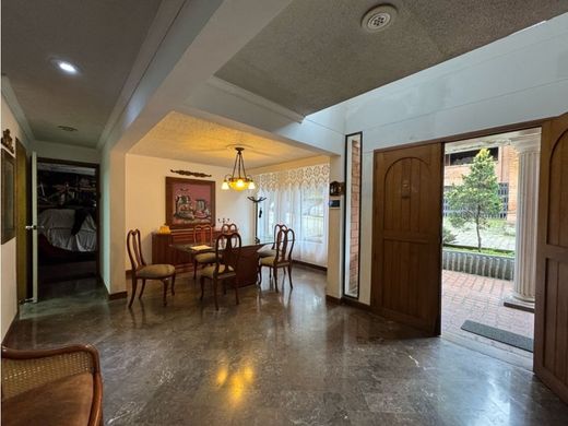 Элитный дом, Envigado, Departamento de Antioquia