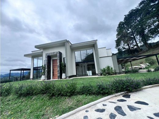 Country House in La Ceja, Departamento de Antioquia