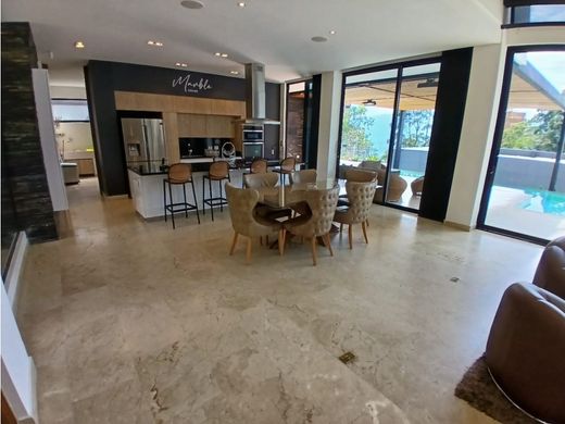 منزل ﻓﻲ ميديلين, Medellín