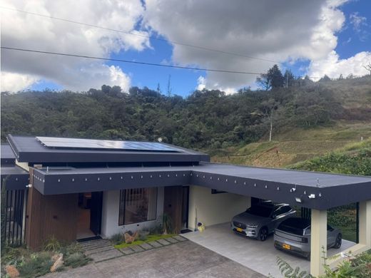 Πολυτελή κατοικία σε Guarne, Departamento de Antioquia