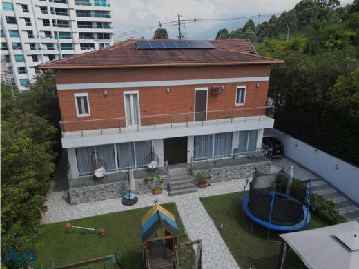 Luxury home in Sabaneta, La Estrella
