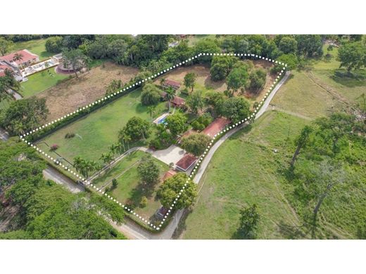 Santa Fe de Antioquia, Santafé de Antioquiaのカントリー風またはファームハウス