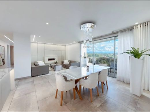 Apartment / Etagenwohnung in Pereira, Departamento de Risaralda
