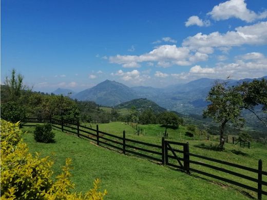 Quinta rústica - Fredonia, Departamento de Antioquia