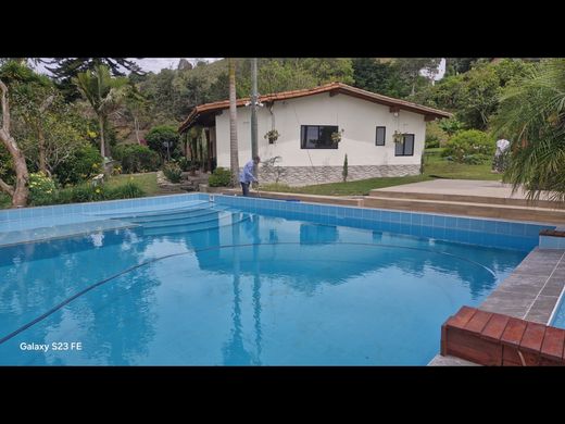 전원/농가 / La Ceja, Departamento de Antioquia