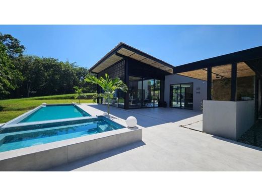 Country House in Armenia, Quindío Department