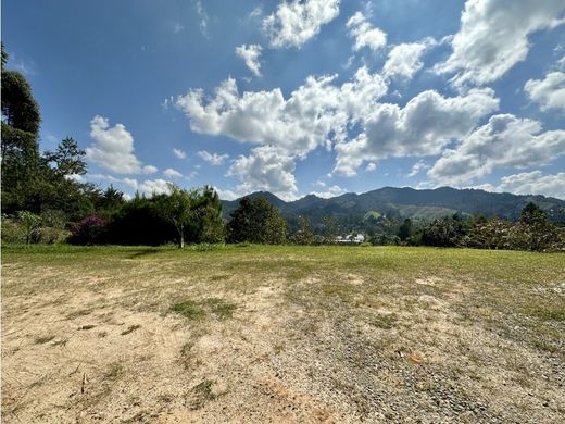 Teren w Retiro, Departamento de Antioquia