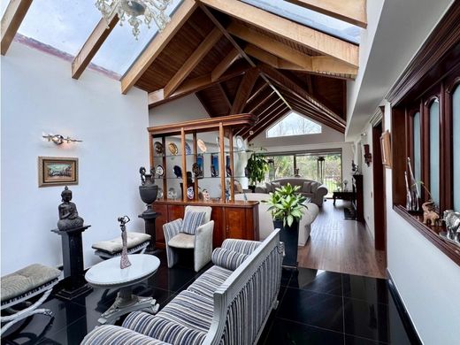 Luxury home in Mosquera, Cundinamarca