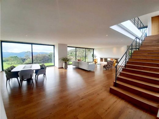 Luxus-Haus in La Calera, Departamento de Cundinamarca