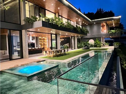 Country House in Bello, Departamento de Antioquia