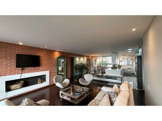 Apartment / Etagenwohnung in Medellín, Departamento de Antioquia