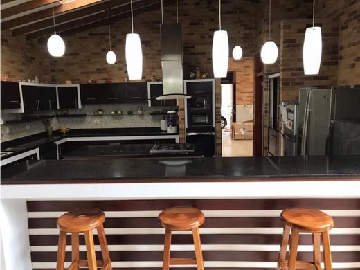 郊区住宅  Pereira, Departamento de Risaralda