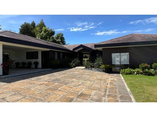 郊区住宅  Envigado, Departamento de Antioquia