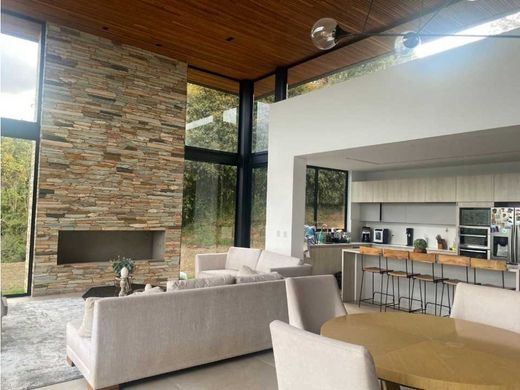 Casa de lujo en Envigado, Departamento de Antioquia