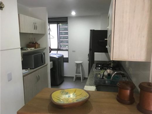Piso / Apartamento en Itagüí, Itagui