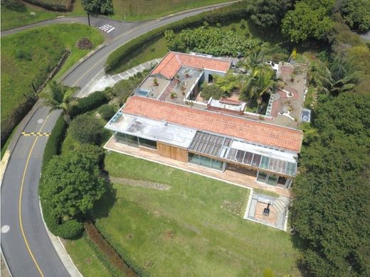 호화 저택 / 메데인, Medellín