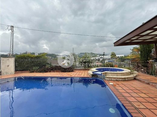 Villamaría, Departamento de Caldasの高級住宅