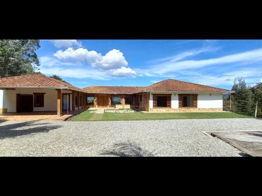 Ρουστίκ ή αγροικία σε Rionegro, Departamento de Antioquia