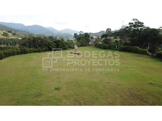 Land in Caldas, Departamento de Antioquia