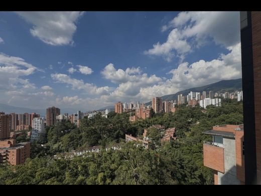 Piso / Apartamento en Envigado, Departamento de Antioquia