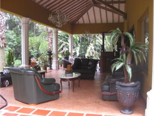 منزل ريفي ﻓﻲ ميديلين, Medellín