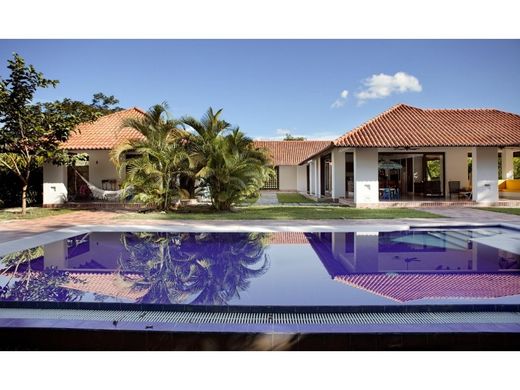 Casa de luxo - Villavicencio, Departamento del Meta