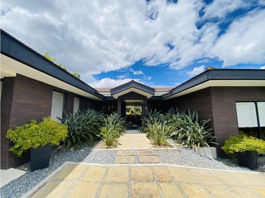 منزل ريفي ﻓﻲ ميديلين, Medellín