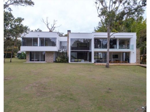 컨트리하우스 / Rionegro, Departamento de Antioquia