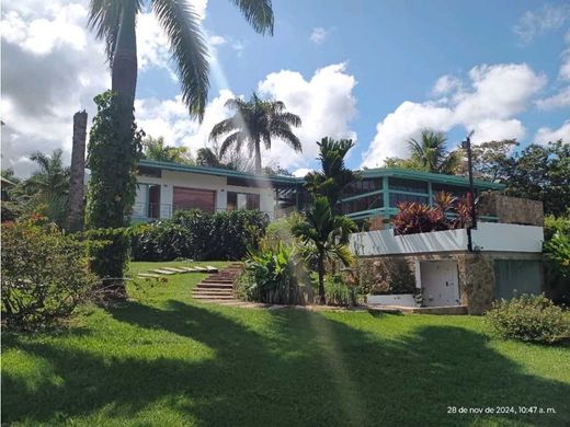 Farmhouse in Venecia, Departamento de Antioquia