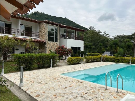 Farmhouse in Ciudad Bolívar, Departamento de Antioquia