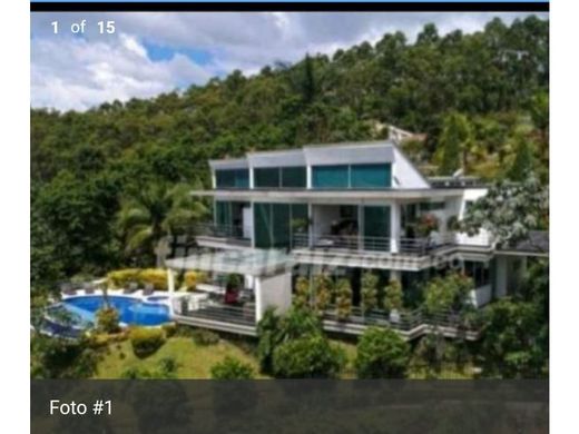 Farmhouse in Medellín, Departamento de Antioquia