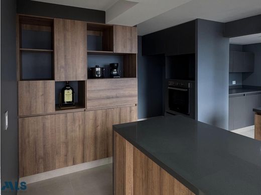 Apartment / Etagenwohnung in Medellín, Departamento de Antioquia