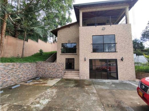 Casale a Envigado, Departamento de Antioquia