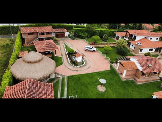 컨트리하우스 / Pereira, Departamento de Risaralda