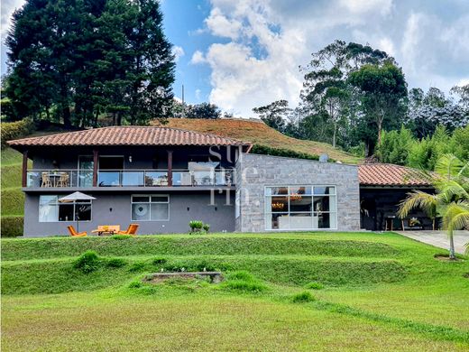 Πολυτελή κατοικία σε Guarne, Departamento de Antioquia