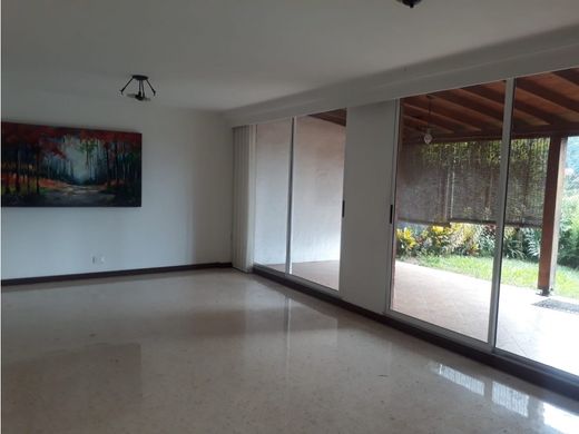 Envigado, Departamento de Antioquiaの高級住宅