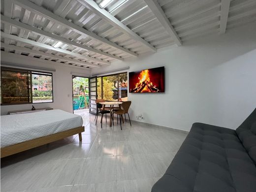 Piso / Apartamento en Medellín, Departamento de Antioquia