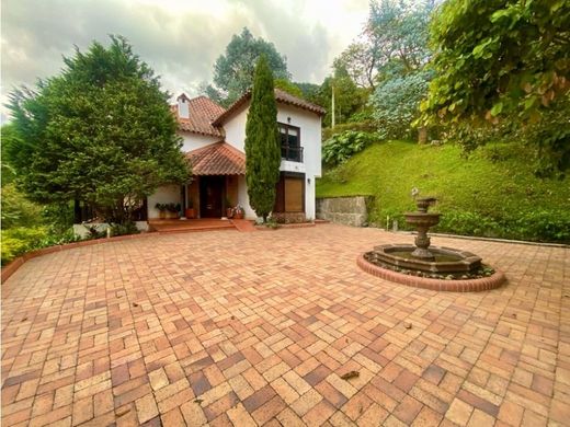 Casa de luxo - Envigado, Departamento de Antioquia