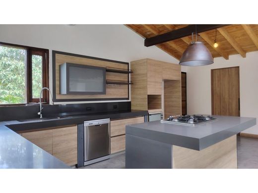 Luxury home in La Ceja, Departamento de Antioquia