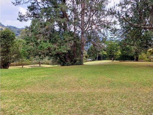 郊区住宅  Envigado, Departamento de Antioquia