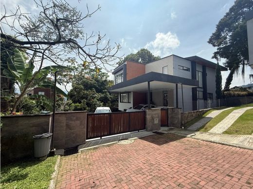 Köy evi La Estrella, Departamento de Antioquia