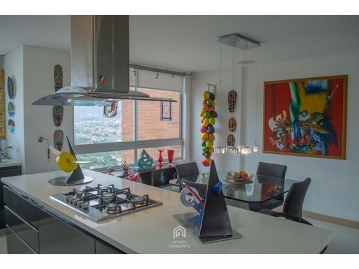 Apartment / Etagenwohnung in Medellín, Departamento de Antioquia