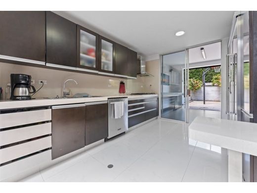 Casa di lusso a Envigado, Departamento de Antioquia