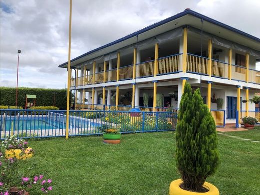 Casa de lujo en Quimbaya, Quindío Department