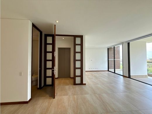 Apartment / Etagenwohnung in Medellín, Departamento de Antioquia