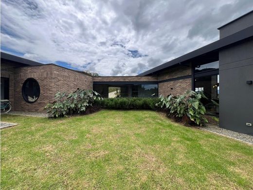 Casale a La Ceja, Departamento de Antioquia