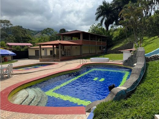 Quinta rústica - Pereira, Departamento de Risaralda