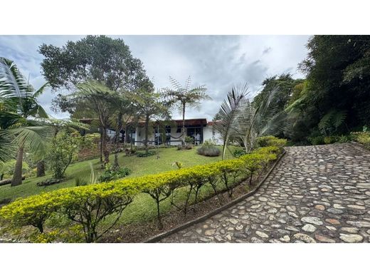 Ρουστίκ ή αγροικία σε Retiro, Departamento de Antioquia